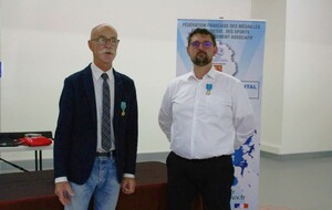 Périgueux - Remise de médaille à M. Yoan CASTELLETTI Président du Boxing Club Périgourdin