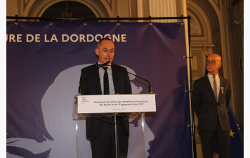 Cérémonie officielle remise médailles ministérielles préfecture